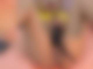 CataleyaBianchi's Live Sex Cam Show