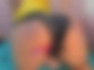 CataleyaBianchi's Live Sex Cam Show