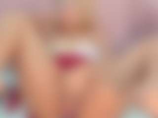 CataleyaBianchi's Live Sex Cam Show