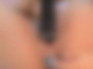 CataleyaBianchi's Live Sex Cam Show