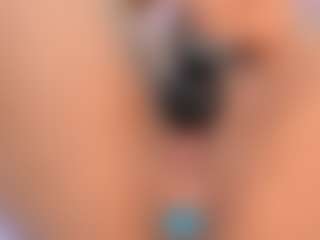 CataleyaBianchi's Live Sex Cam Show