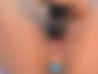 CataleyaBianchi's Live Sex Cam Show