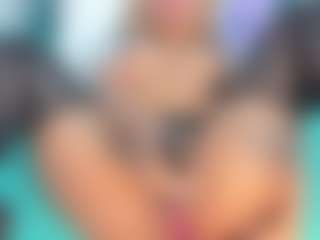 CataleyaBianchi's Live Sex Cam Show