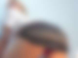CataleyaBianchi's Live Sex Cam Show