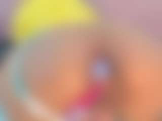 Live cam show with CataleyaBianchi - Sweet on CamClone