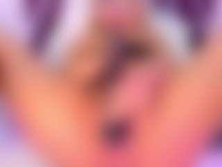 CataleyaBianchi's Live Sex Cam Show