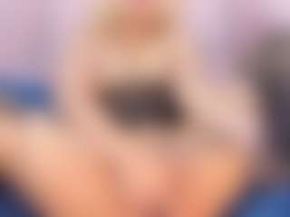 CataleyaBianchi's Live Sex Cam Show