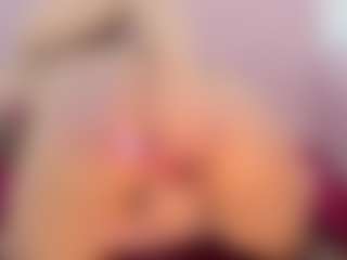 CataleyaBianchi's Live Sex Cam Show