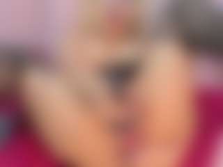 CataleyaBianchi's Live Sex Cam Show