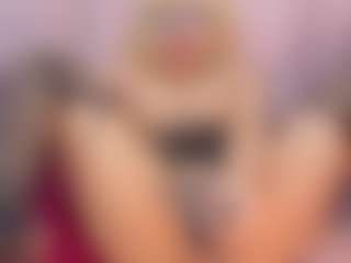 CataleyaBianchi's Live Sex Cam Show