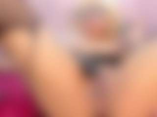 CataleyaBianchi's Live Sex Cam Show