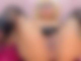 CataleyaBianchi's Live Sex Cam Show