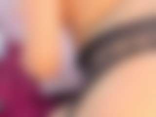 CataleyaBianchi's Live Sex Cam Show