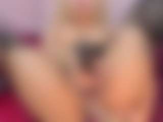 CataleyaBianchi's Live Sex Cam Show