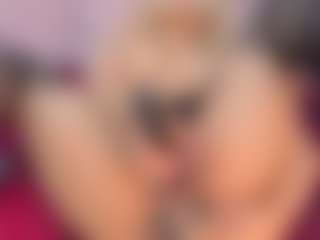CataleyaBianchi's Live Sex Cam Show