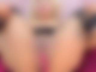 Live cam show with CataleyaBianchi - Garter on Camsoda