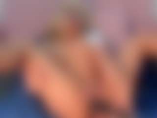 CataleyaBianchi's Live Sex Cam Show