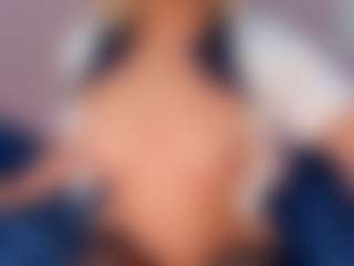 Live cam show with CataleyaBianchi - Pantyhose on Free Soda