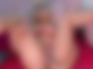 CataleyaBianchi's Live Sex Cam Show