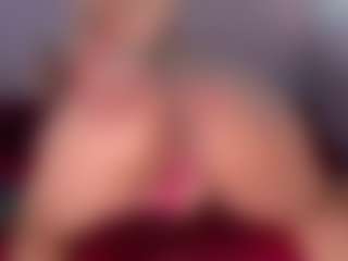 CataleyaBianchi's Live Sex Cam Show