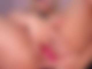 CataleyaBianchi's Live Sex Cam Show