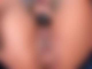 CataleyaBianchi's Live Sex Cam Show