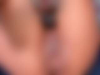 CataleyaBianchi's Live Sex Cam Show