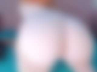 CataleyaBianchi's Live Sex Cam Show