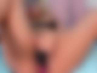 Live cam show with CataleyaBianchi - Lovely on Soda Cam