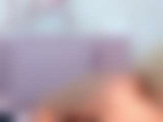 CataleyaBianchi's Live Sex Cam Show