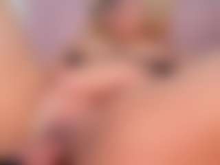 CataleyaBianchi's Live Sex Cam Show