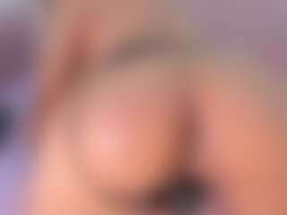 Live cam show with CataleyaBianchi - Schoolgirl on Streamer API