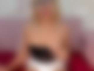Live cam show with CataleyaBianchi - Fingerass on Dolls Live