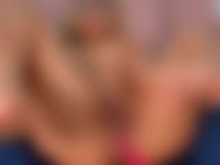 CataleyaBianchi's Live Sex Cam Show