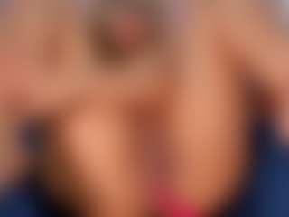 CataleyaBianchi's Live Sex Cam Show