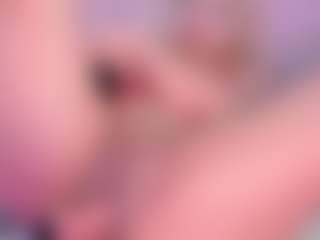 CataleyaBianchi's Live Sex Cam Show