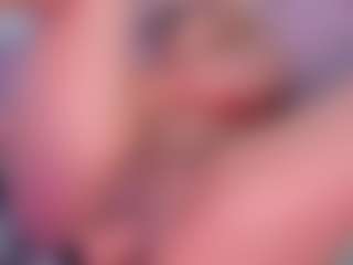 CataleyaBianchi's Live Sex Cam Show