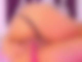 CataleyaBianchi's Live Sex Cam Show