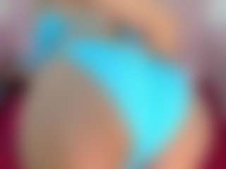 CataleyaBianchi's Live Sex Cam Show