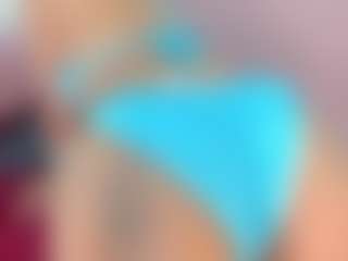 Live cam show with CataleyaBianchi - Oil on SmokeAndPoke