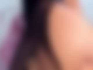 CataleyaBianchi's Live Sex Cam Show