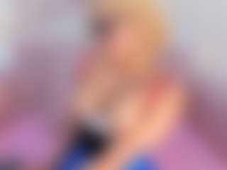 CataleyaBianchi's Live Sex Cam Show