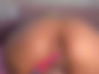 Live cam show with CataleyaBianchi - Full Nudity on Gym Cam Girls