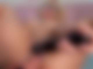 CataleyaBianchi's Live Sex Cam Show