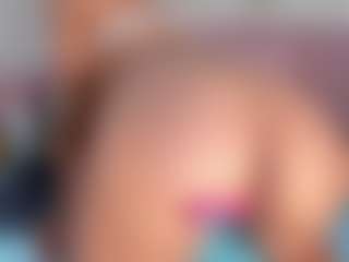 CataleyaBianchi's Live Sex Cam Show