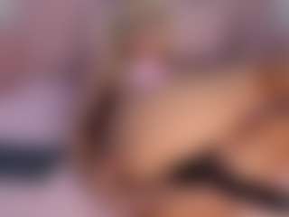 Live cam show with CataleyaBianchi - Sweet on Camsoda