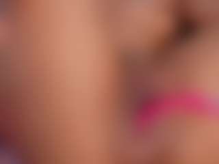 CataleyaBianchi's Live Sex Cam Show