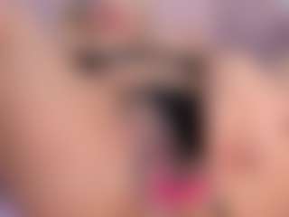 Live cam show with CataleyaBianchi - Cumslut on Gym Cam Girls