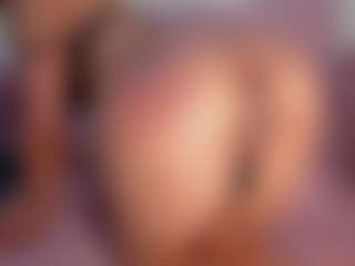 CataleyaBianchi's Live Sex Cam Show