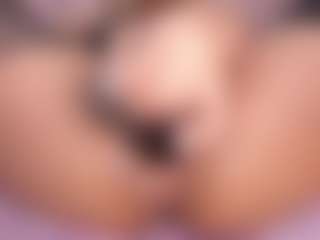 CataleyaBianchi's Live Sex Cam Show